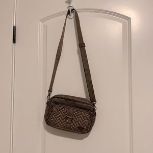Crossbody purse